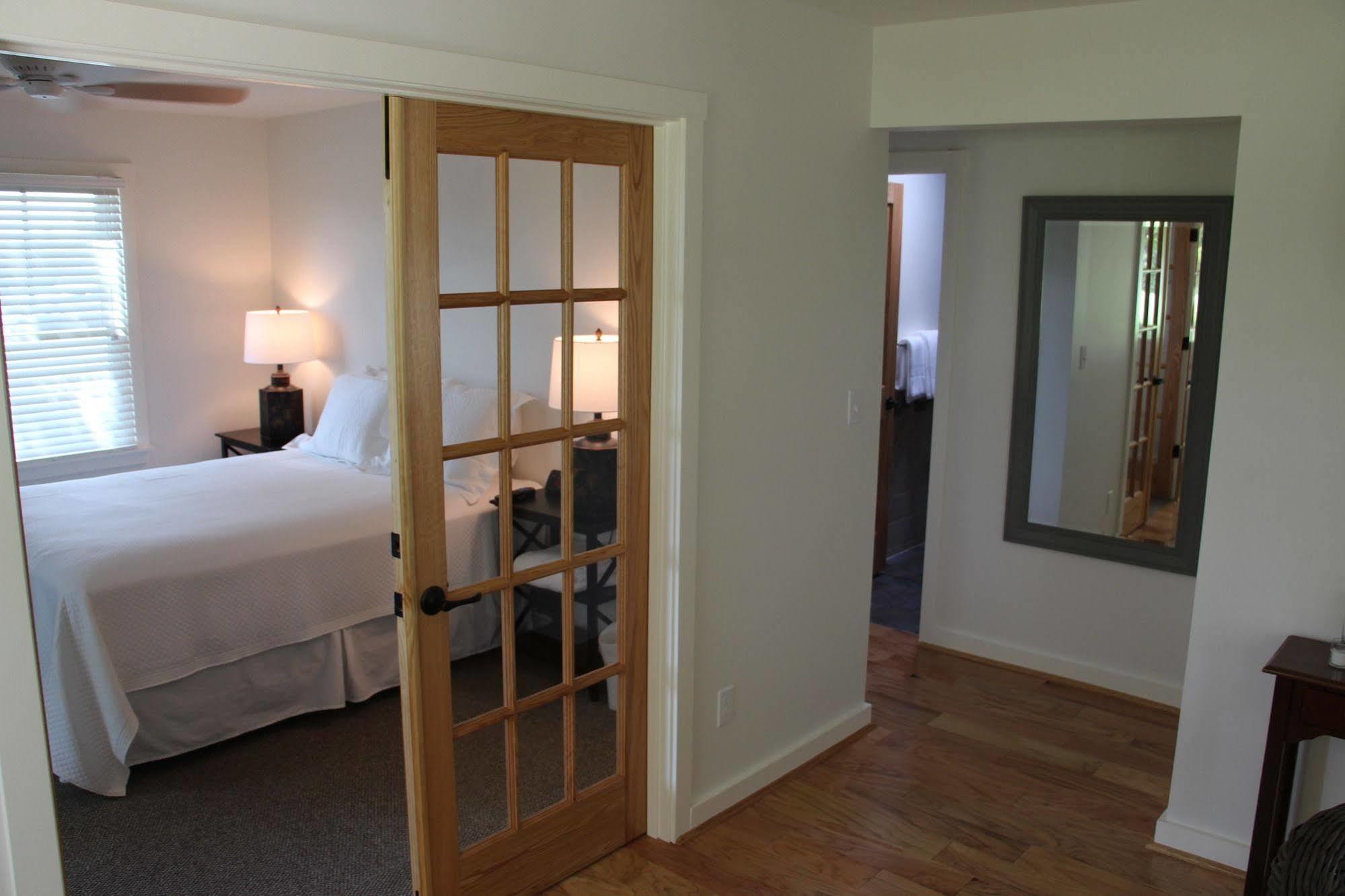 Cedar Creek Hotel New Haven Kültér fotó